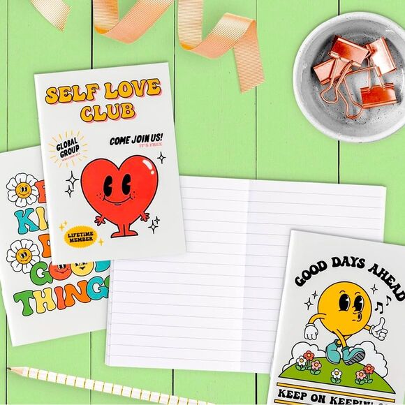 SALE Retro Vintage 50’s Style Rainbow Notebook - Picture 3 of 6